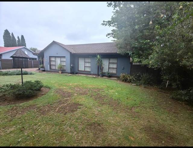 3 BEDROOM HOUSE FOR SALE IN VANDERBIJLPARK SE 6